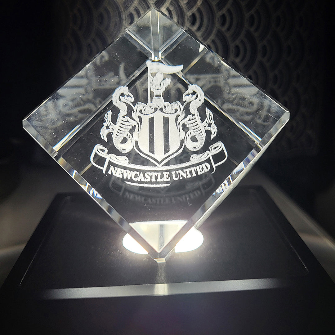 3D Diamond Crystal Cube Award