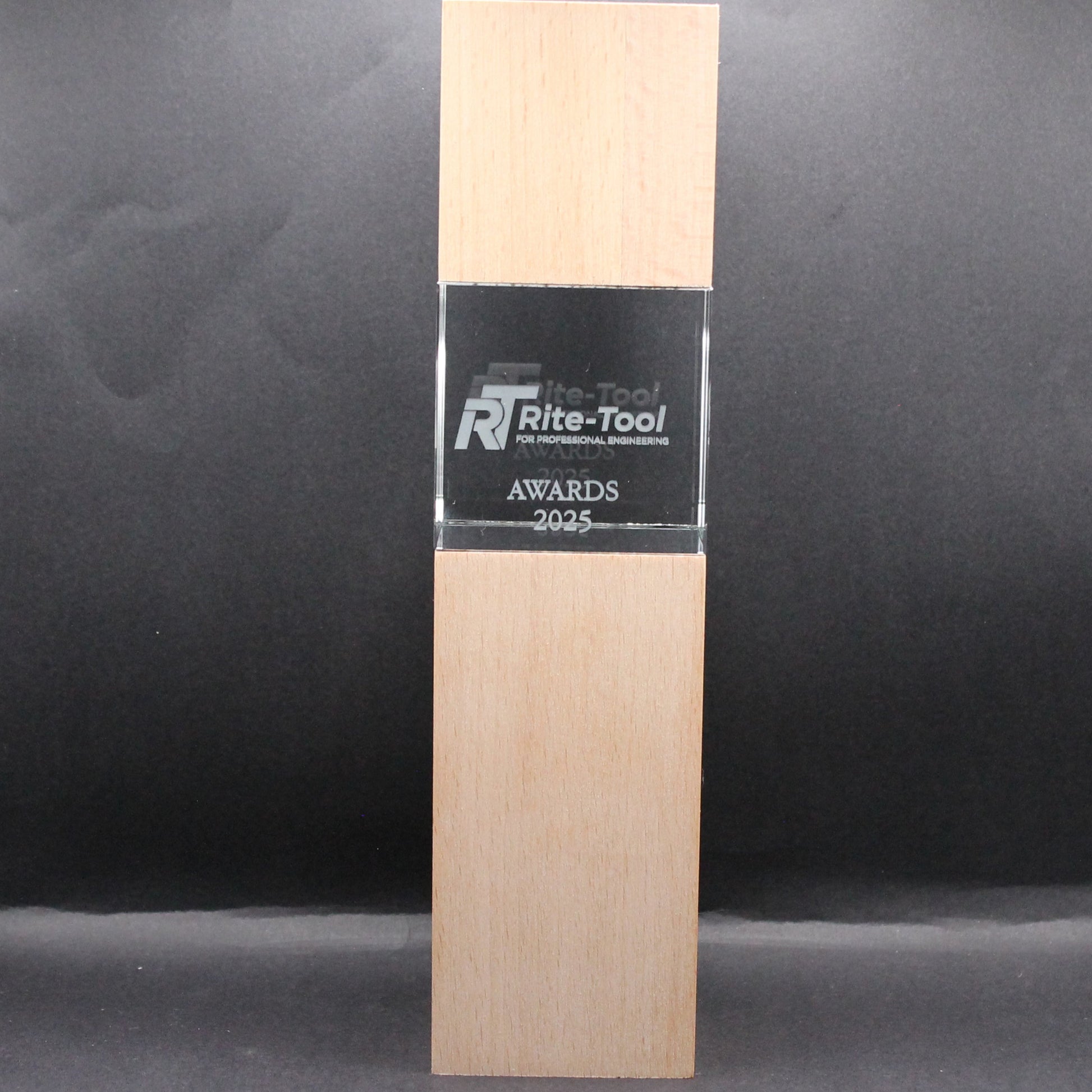 3D crystal award with wood column award 